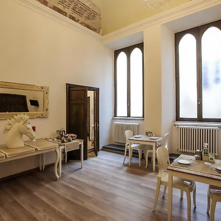 Palazzo Del Magnifico 3* Siena