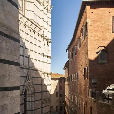 Bed & Breakfast Palazzo Del Magnifico B&B 3*
