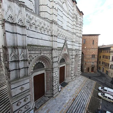 Bed & Breakfast Palazzo Del Magnifico B&B 3*